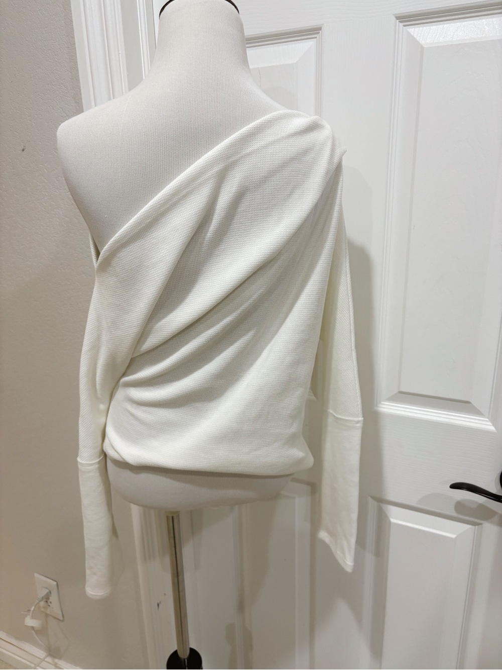 Free People We The Free Fuji Therman Off-Shoulder White Women's Long Sleeve - M - Picture 4 of 6